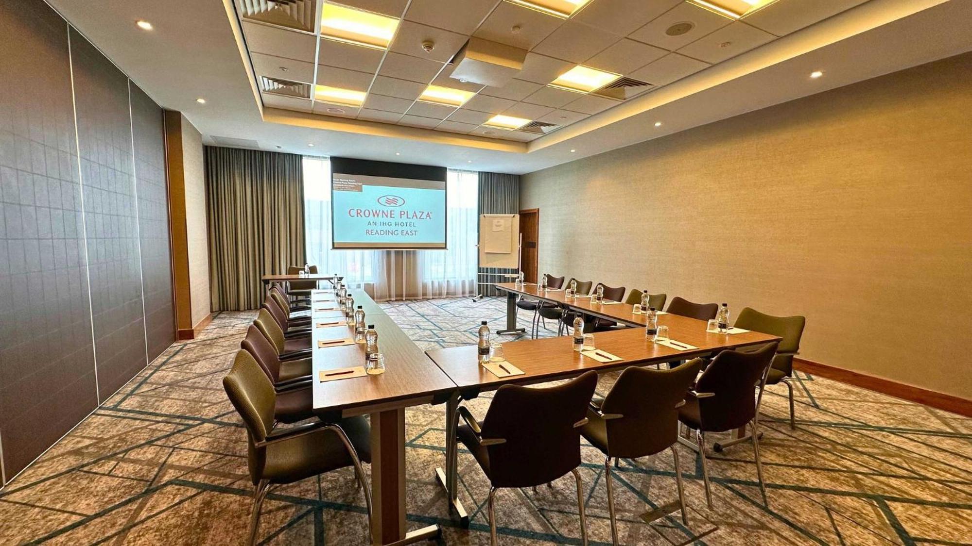 Crowne Plaza Reading Hotel Екстериор снимка