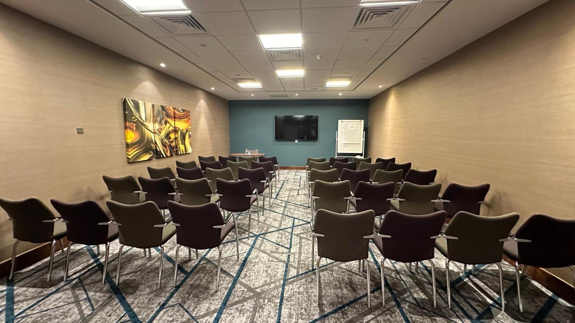 Crowne Plaza Reading Hotel Екстериор снимка